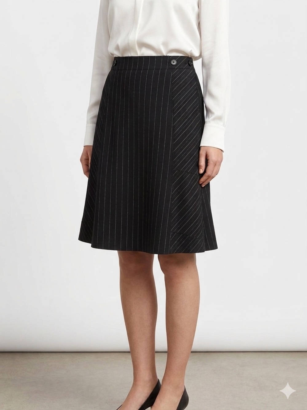 Woman Black Pinstripe A-Line Skirt size 6 NWT office Tailored